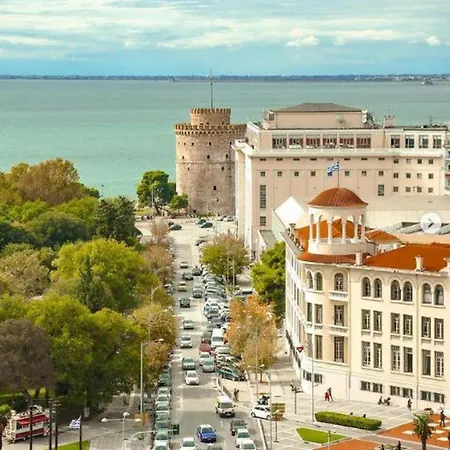 Beautiful 1-bedroom Next To Center * Thessaloniki